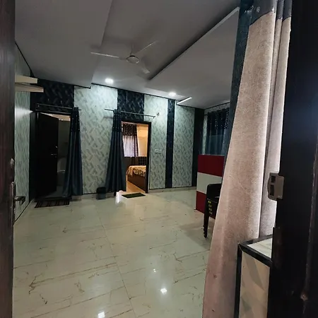 Jadon Homestay Near Prem Mandir Vrindavan Exterior photo