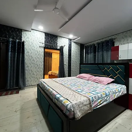 Jadon Homestay Near Prem Mandir Vrindavan Exterior photo