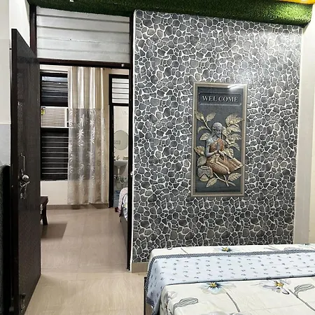 Jadon Homestay Near Prem Mandir Vrindavan Exterior photo