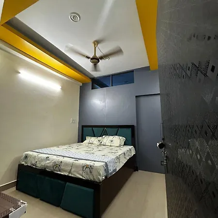 Jadon Homestay Near Prem Mandir Vrindavan Exterior photo