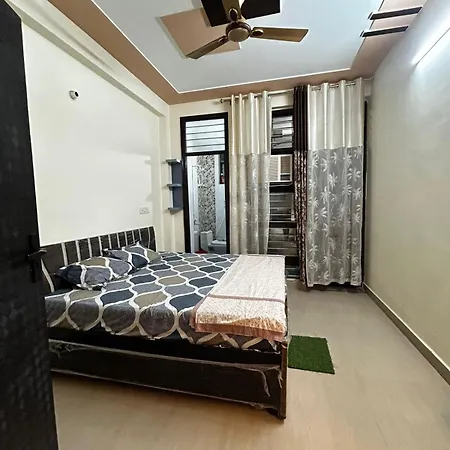 Jadon Homestay Near Prem Mandir Vrindavan Exterior photo