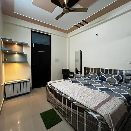 Jadon Homestay Near Prem Mandir Vrindavan Exterior photo