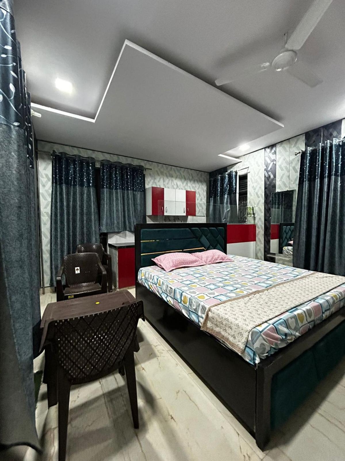 Homestay Jadon Near Prem Mandir